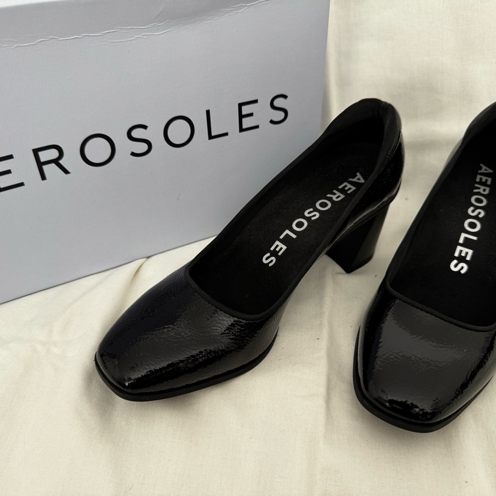 AEROSOLES Black Heels Elegant Comfort